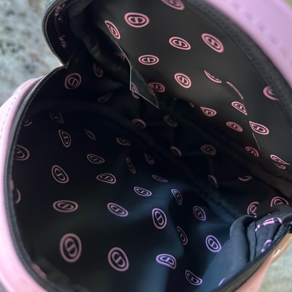 Dior round pink makeup bag - Picture 7 of 13